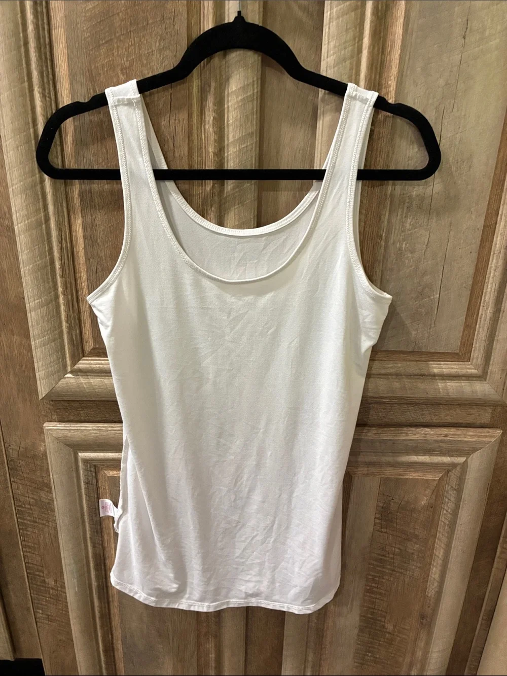 No Boundaries White Scoop Neck Tank Top - Picture 9 of 9